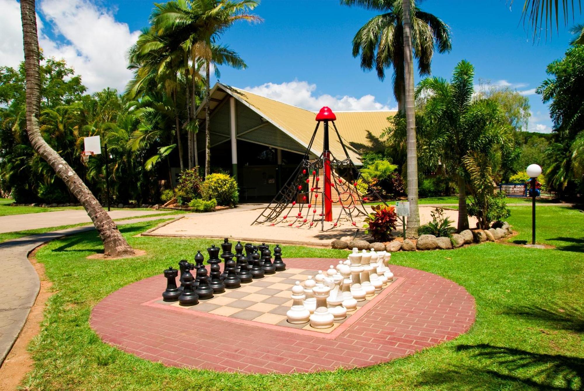 Ingenia Holidays Cairns Coconut Esterno foto Playground at the Gardens Hotel
